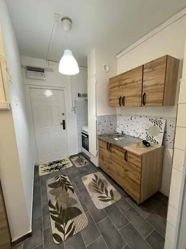 Eladó panellakás, Dunaújváros 1 szoba 30 m² 27.9 M Ft