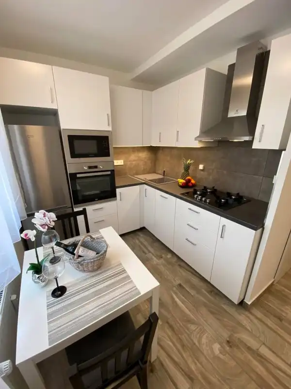 Eladó panellakás, Dunaújváros 1+1 szoba 44 m² 39.9 M Ft
