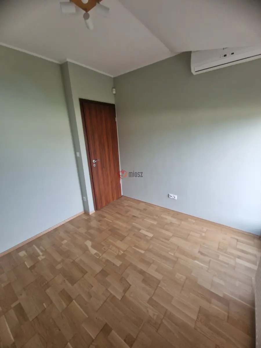 eladó téglalakás, Budapest, III. kerület