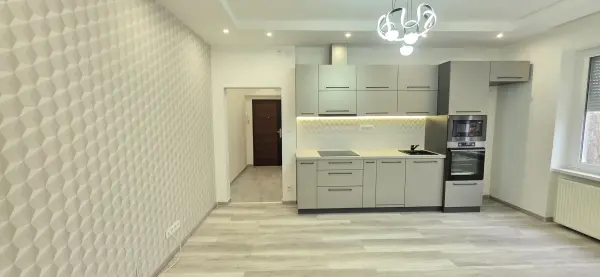 Eladó téglalakás, Dunaújváros 2+1 szoba 50 m² 44.5 M Ft